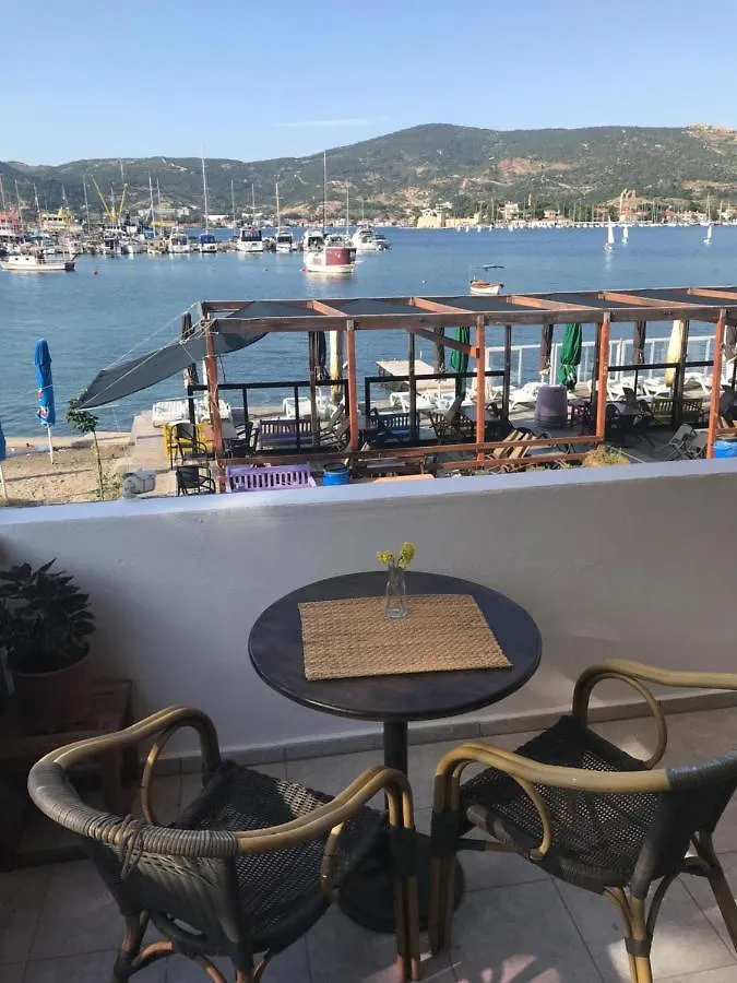Bed and breakfast Vertigo Foça